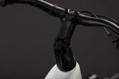 Cube Touring Hybrid ONE 600 metallicwhite'n'chrome Gr&ouml;&szlig;e: Easy Entry 58 cm Produktbild 3