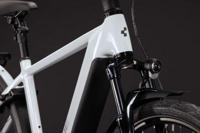 Cube Kathmandu Hybrid Deluxe Pro 800 metallicwhite'n'chrome Gr&ouml;&szlig;e: 62 cm Produktbild 5
