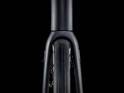 Trek Domane AL 5 61 Matte Trek Black Produktbild 7